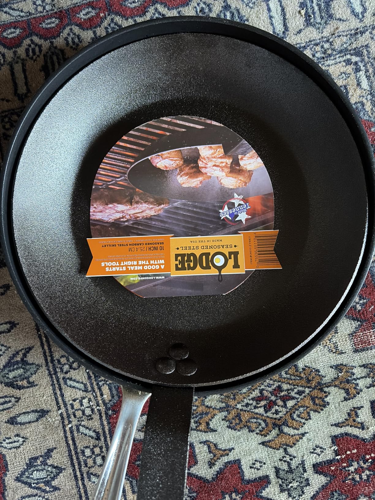 Lodge 10 Inch Carbon Steel Skillet - PFAS-Free Pre-Seasoned Carbon Steel Frying Pan for High-Heat Searing - Long Handle Design for Omelets, Grilling, and Campfire Cooking - Made in the USA customer photo 2