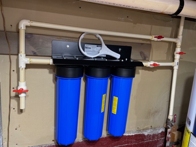 iSpring Whole House Water Filter System, Highly Reduces Sediment, Taste, Odor, and up to 99% Chlorine, 3-Stage w/ 20-Inch Sediment and Carbon Block Filters, Model: WGB32B, 1 iSpring Whole House Water Filter System, Highly Reduces Sediment, Taste, Odor, and up to 99% Chlorine, 3-Stage w/ 20-Inch Sediment and Carbon Block Filters, Model: WGB32B, 1