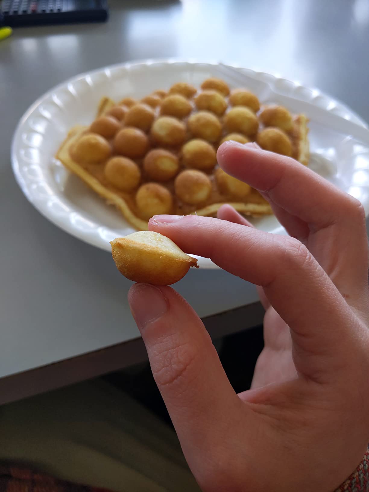 Bubble Waffle Maker- Electric Non stick Hong Kong Egg Waffler Iron Griddle w/Ready Indicator Light- Ready in under 5 Mins- Recipe Guide Included, Make Delicious Ice Cream Cones, Sundae Dessert Treat customer photo 1