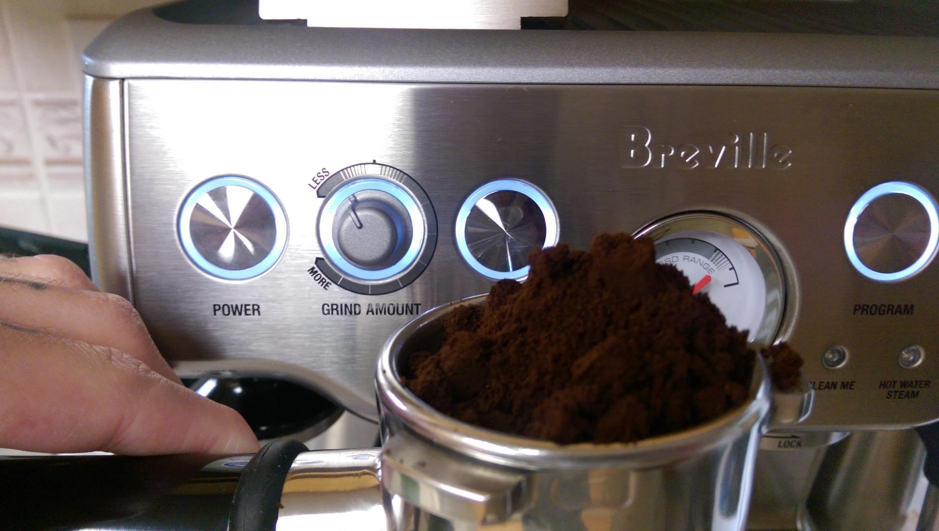 Breville Barista Express Espresso Machine BES870XL, Brushed Stainless Steel - Customer Photo 3