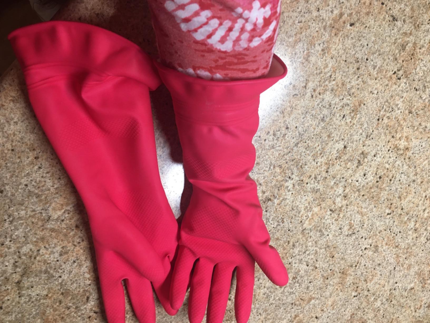 Casabella Premium Waterblock Reusable Household Cleaning Gloves, Medium - Customer Photo 1