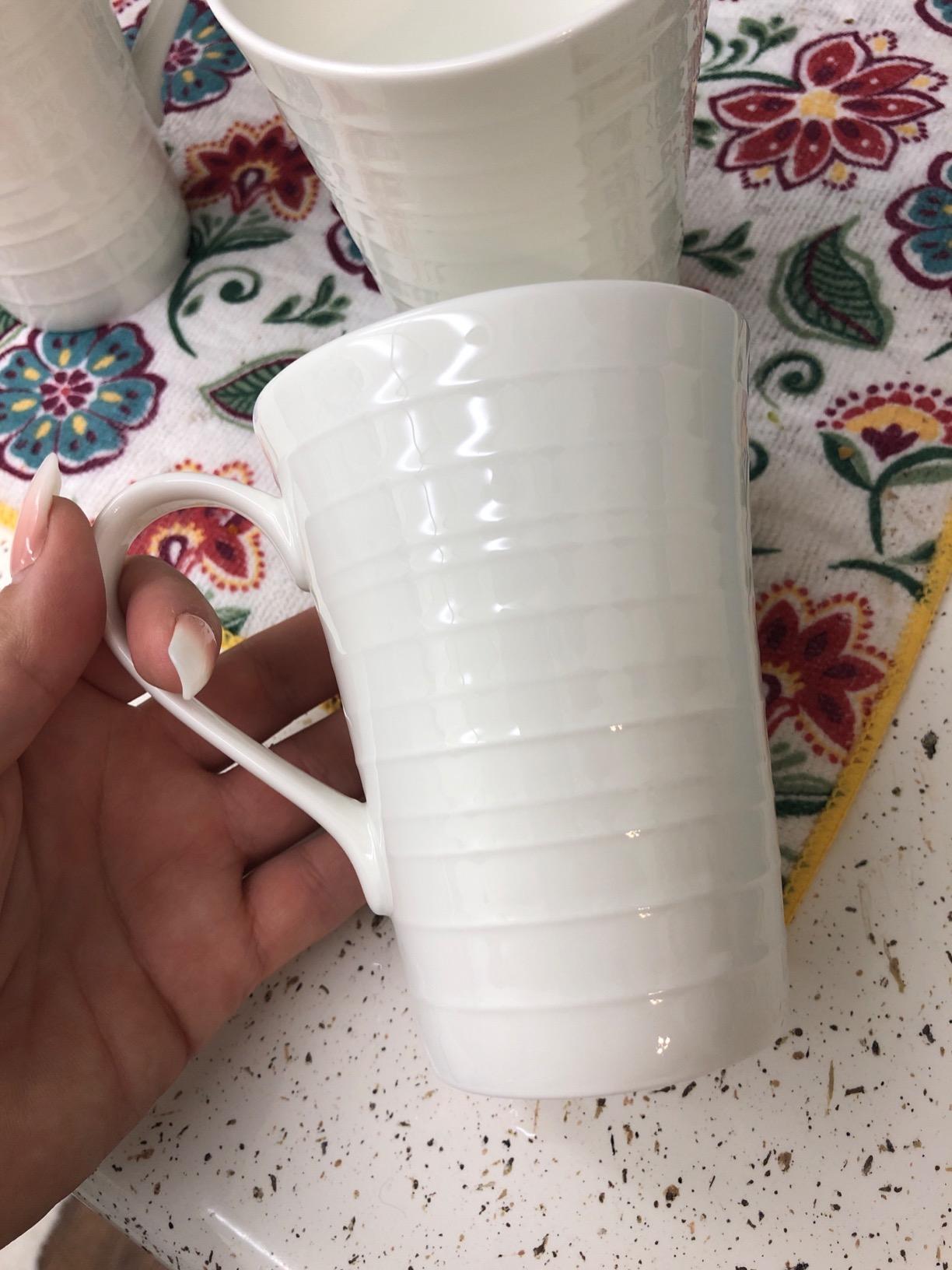 Mikasa Ciara 16 Piece Bone China Dinnerware Set, Service for 4, Lightweight and Durable Plates Bowls and Mugs, Elegant White Dinnerware for Everyday Use - Customer Photo 4