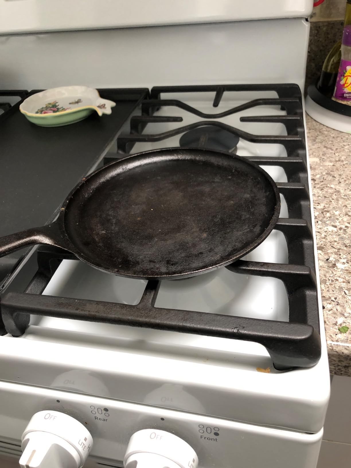 Lodge Cast Iron Griddle - 8 Inch Round Pre-Seasoned Griddle Pan for Pancakes, Tortillas, and More customer photo 1