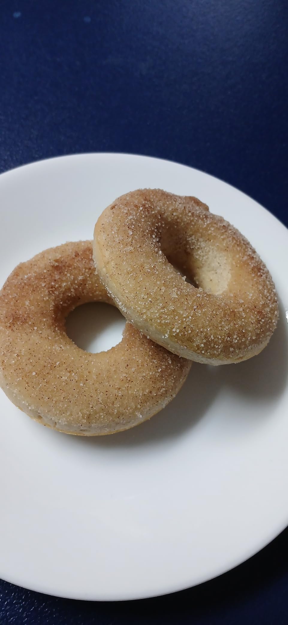 Wilton Gold Non-Stick 2 Piece Donut Pan Set, Stainless Steel Bakeware, Made without PFAS, Packaging May Vary customer photo 2