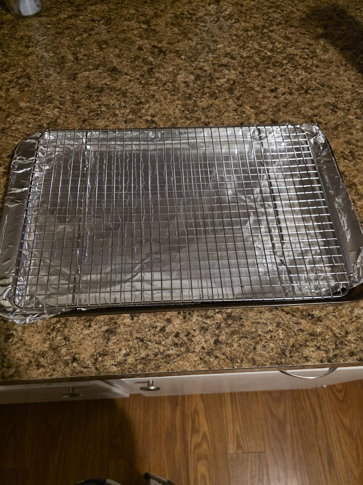 Spring Chef 10 x 15 Inch Stainless Steel Cooling Rack for Cooking & Baking - Heavy Duty Cookie Cooling Rack for Kitchen - Oven Safe - Fits Jelly Roll Pan - Dishwasher Safe customer photo 2