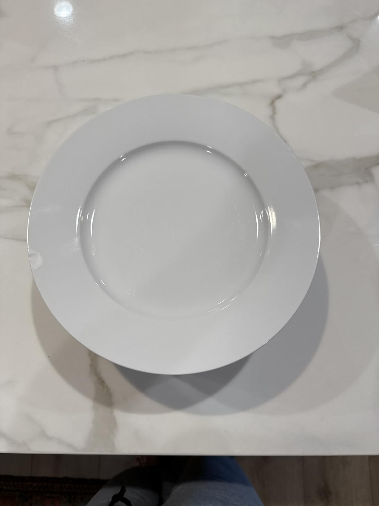 Amazon Basics Porcelain Dinnerware Set, Microwave and Dishwasher Safe, Service for 6, 18-Piece, Plates, Bowls, White - Customer Photo 0