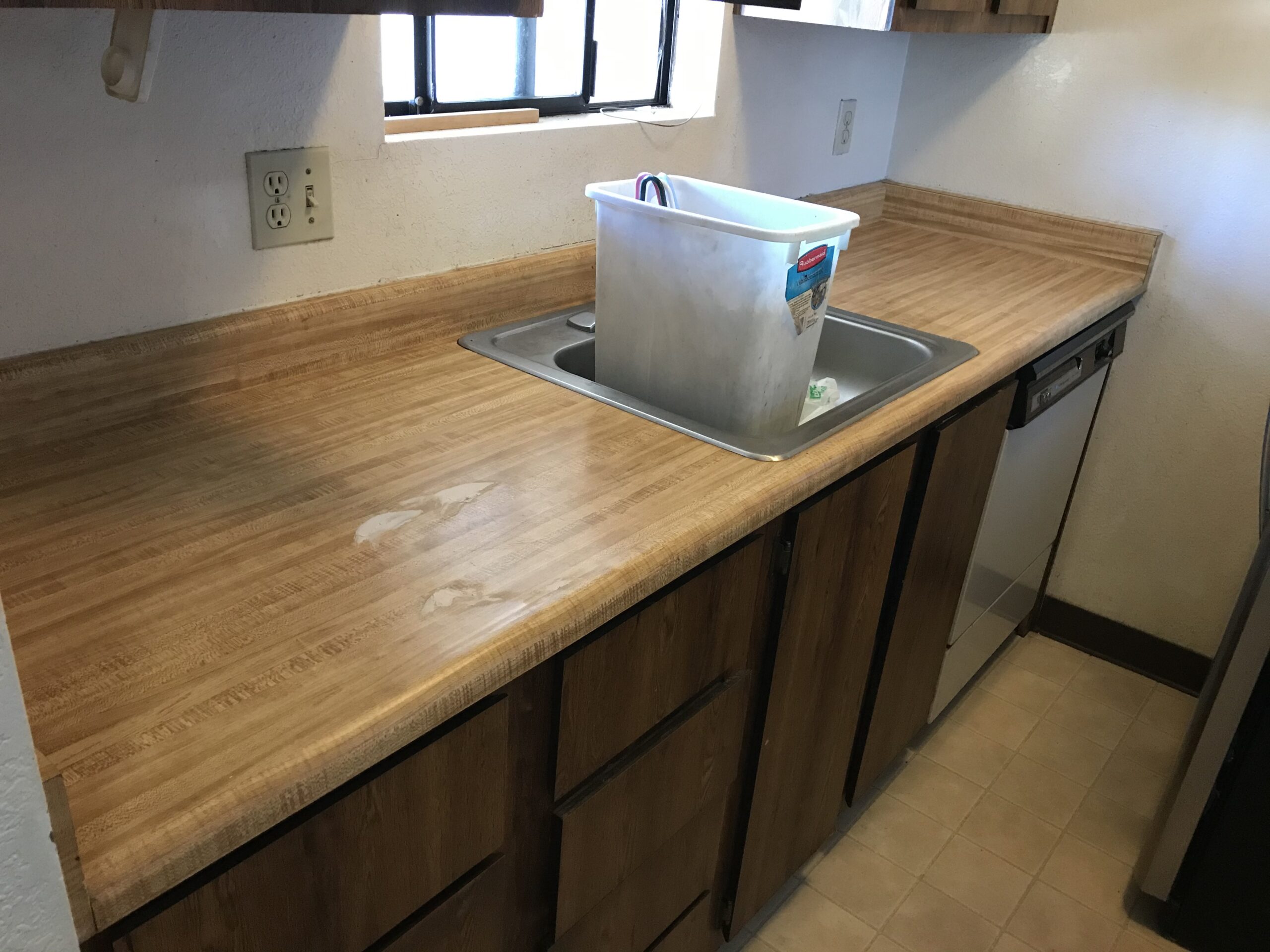 Daich SpreadStone Mineral Select Countertop Finishing Kit (Onyx Fog) - Customer Photo 3
