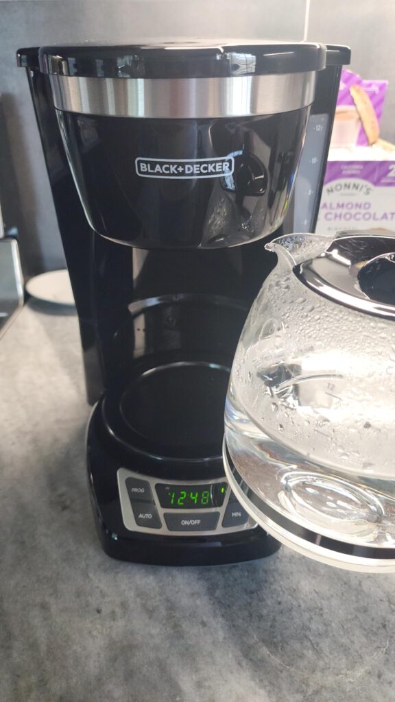 BLACK+DECKER 12-Cup Digital Coffee Maker, Programmable, Washable Basket Filter, Sneak-A-Cup, Auto Brew, Water Window, Keep Hot Plate, Black Customer Review BLACK+DECKER 12-Cup Digital Coffee Maker, Programmable, Washable Basket Filter, Sneak-A-Cup, Auto Brew, Water Window, Keep Hot Plate, Black - Customer Photo 1