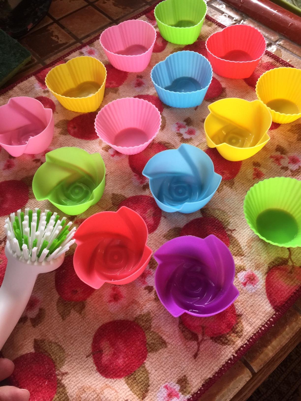 Silicone Cupcake Liners for Baking, 24Pcs Reusable Muffin Cups Greaseproof Muffin Liners Nonstick Baking Molds with Round, Stars, Heart, Flowers Shape for Kids customer photo 2