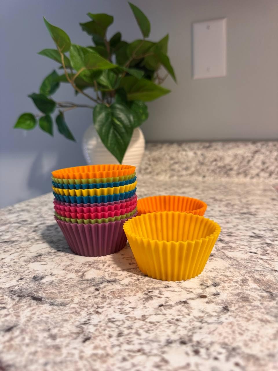 Amazon Basics Reusable Non-Stick Silicone Baking Cups, BPA Free, Dishwasher Safe, Easy to Remove, Food Grade, Oven Safe, 2.9 x 2.9 x 1.3 in (LxWxH), Multicolor, 24-Pack customer photo 1