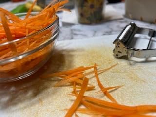 Sunkuka Julienne Peeler Stainless Steel Cutter Slicer with Cleaning Brush Pro for Carrot Potato Melon Gadget Vegetable Fruit customer photo 1