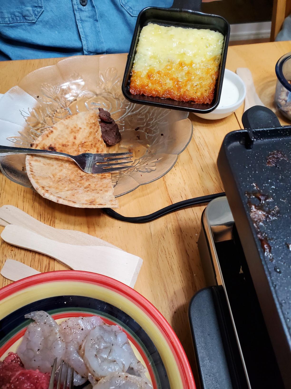 Salton Raclette Indoor Electric Party Grill & Raclette, 8 Person, Black customer photo 1