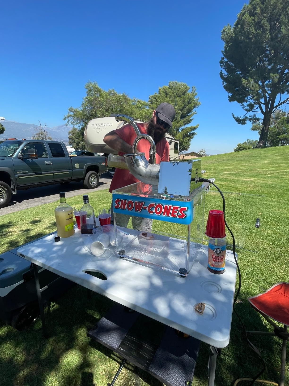 Costzon Commercial Snow Cone Machine, 440lbs/H Stainless Steel Ice Shaver with Dual Blades, 110V Electric Snow Cone Maker, Shaved Ice Machine with Safety On/Off Switch for Home, Party, Restaurant, Bar - Customer Photo 1