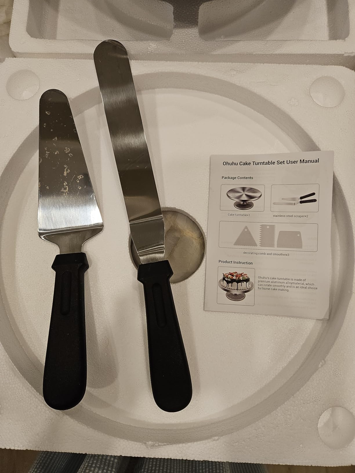 Cake Turntable, Ohuhu Aluminium 12'' Cake Decorating Kit Supplies Rotating Stand Revolving Spinner with 2 Icing Spatula 3 Comb Smoother Perfect Gifts customer photo 2