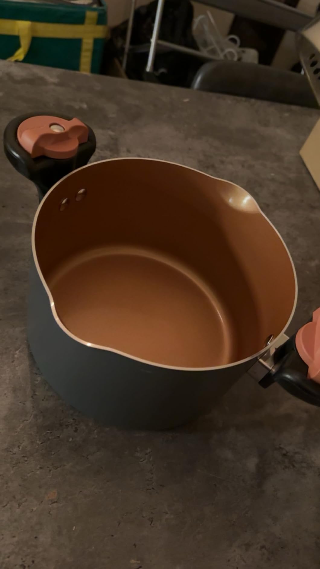 Gotham Steel 5 Quart Stock Pot Multipurpose Pasta Pot with Strainer Lid & Twist and Lock Handles, Nonstick Ceramic Surface Makes for Effortless Cleanup with Tempered Glass Lid, Dishwasher Safe customer photo 1