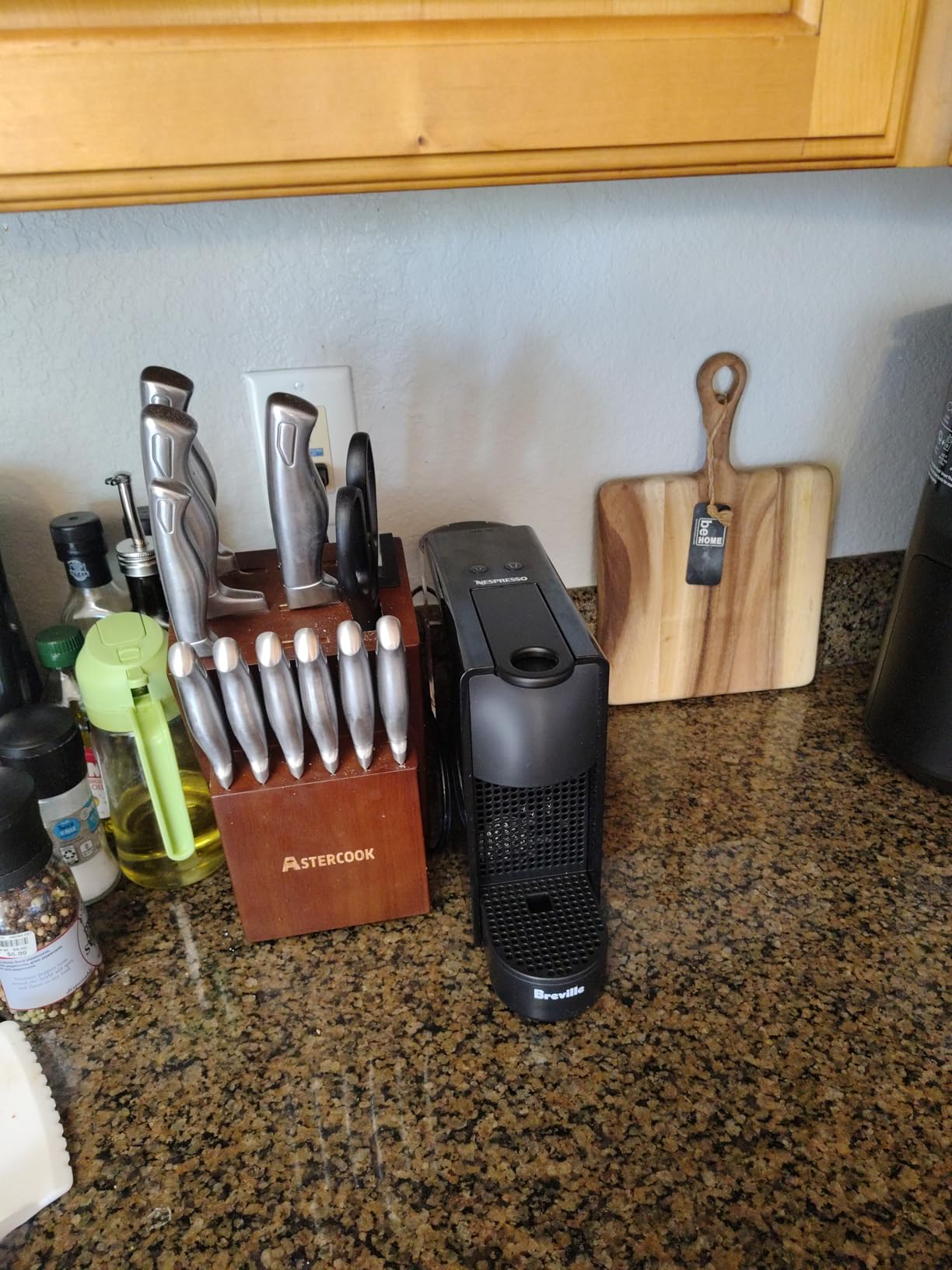 Nespresso Essenza Mini Espresso Machine by Breville, Piano Black - Customer Photo 0