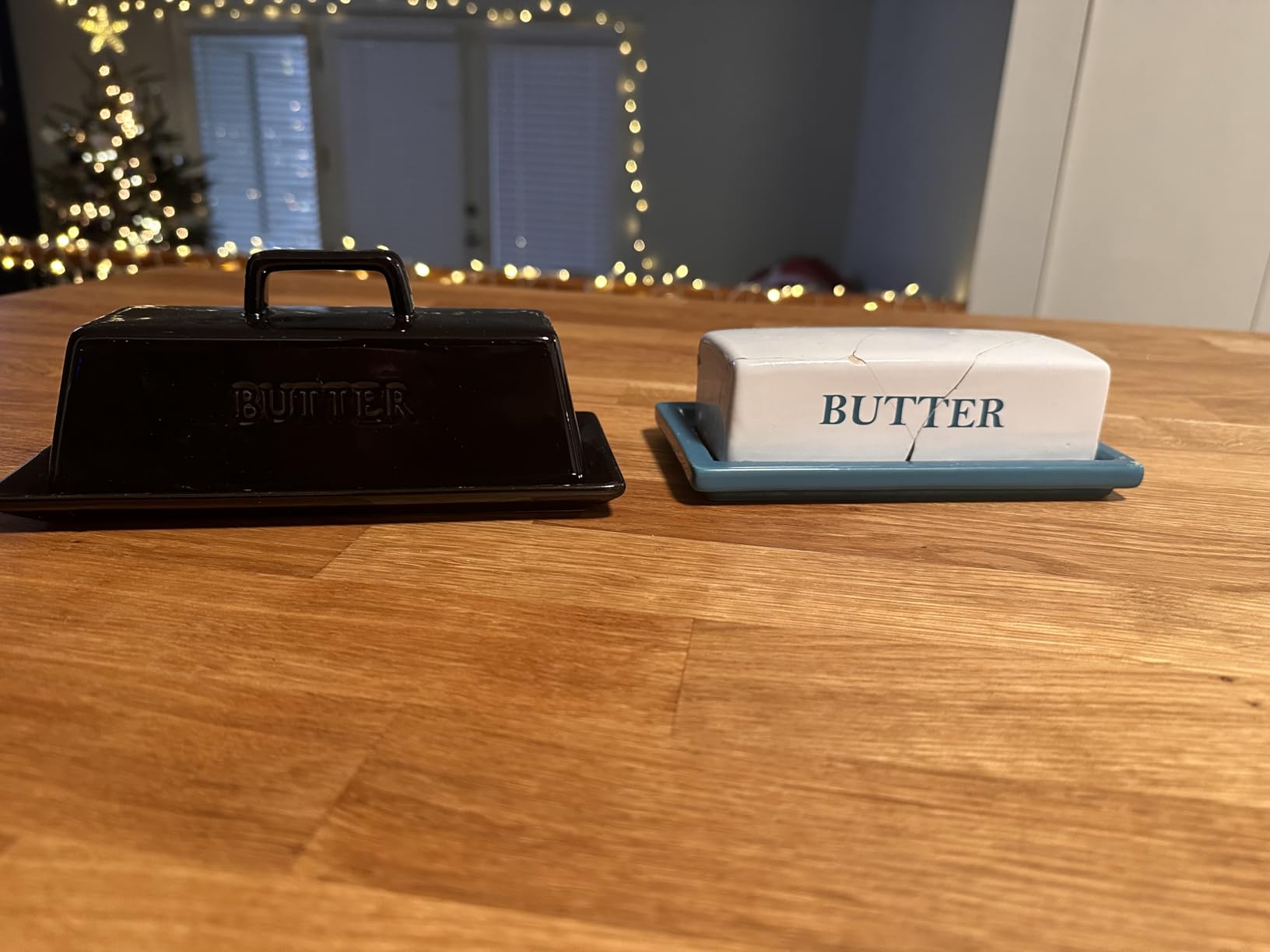Butter Dish with Lid for Countertop, by Kook, Ceramic Dish Tray with Cover, Kitchen Keeper, Container, Holder (White) customer photo 1