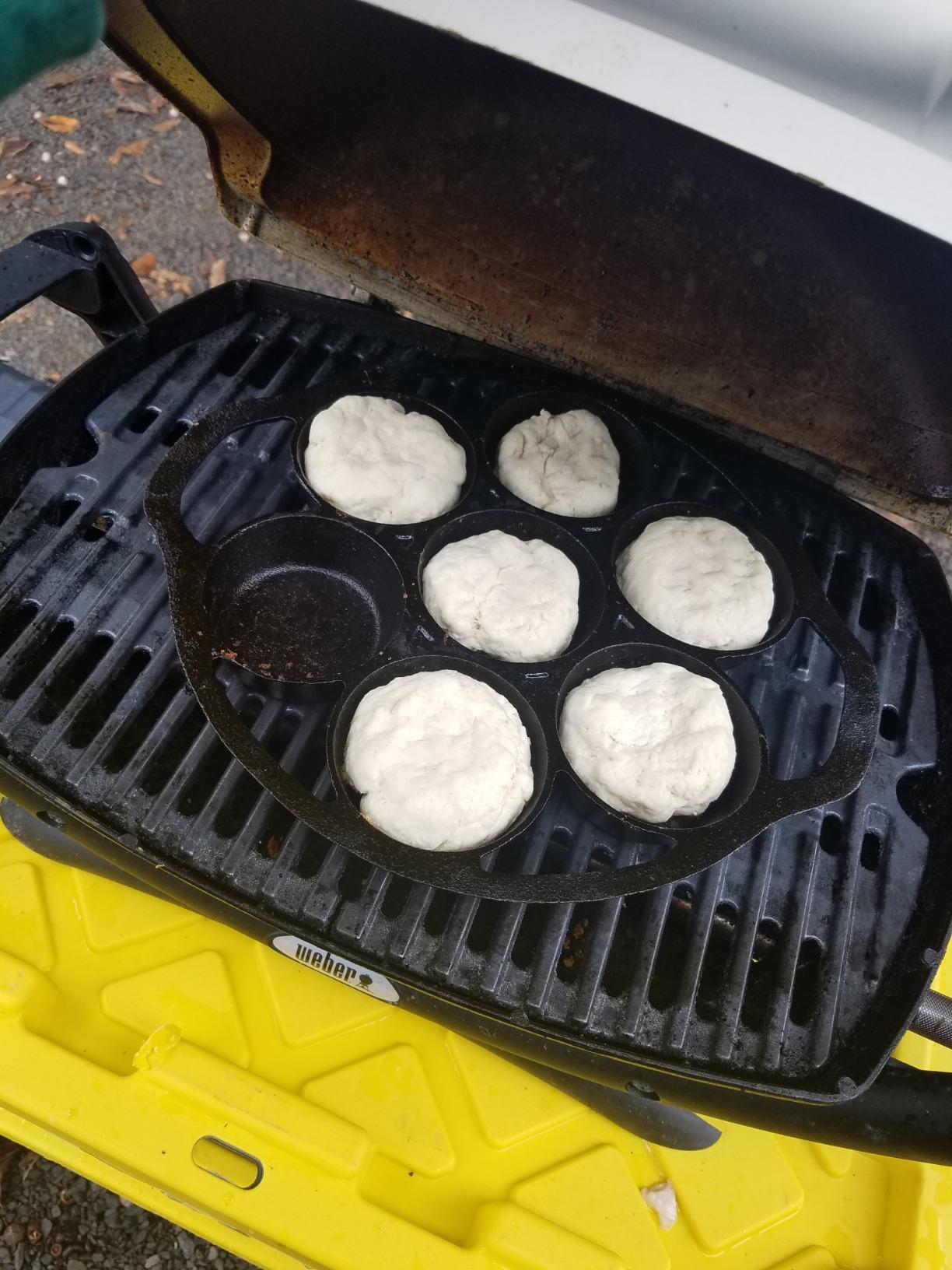 Commercial CHEF Biscuit Pan, Pre-Seasoned Cast Iron, Seven 3.5