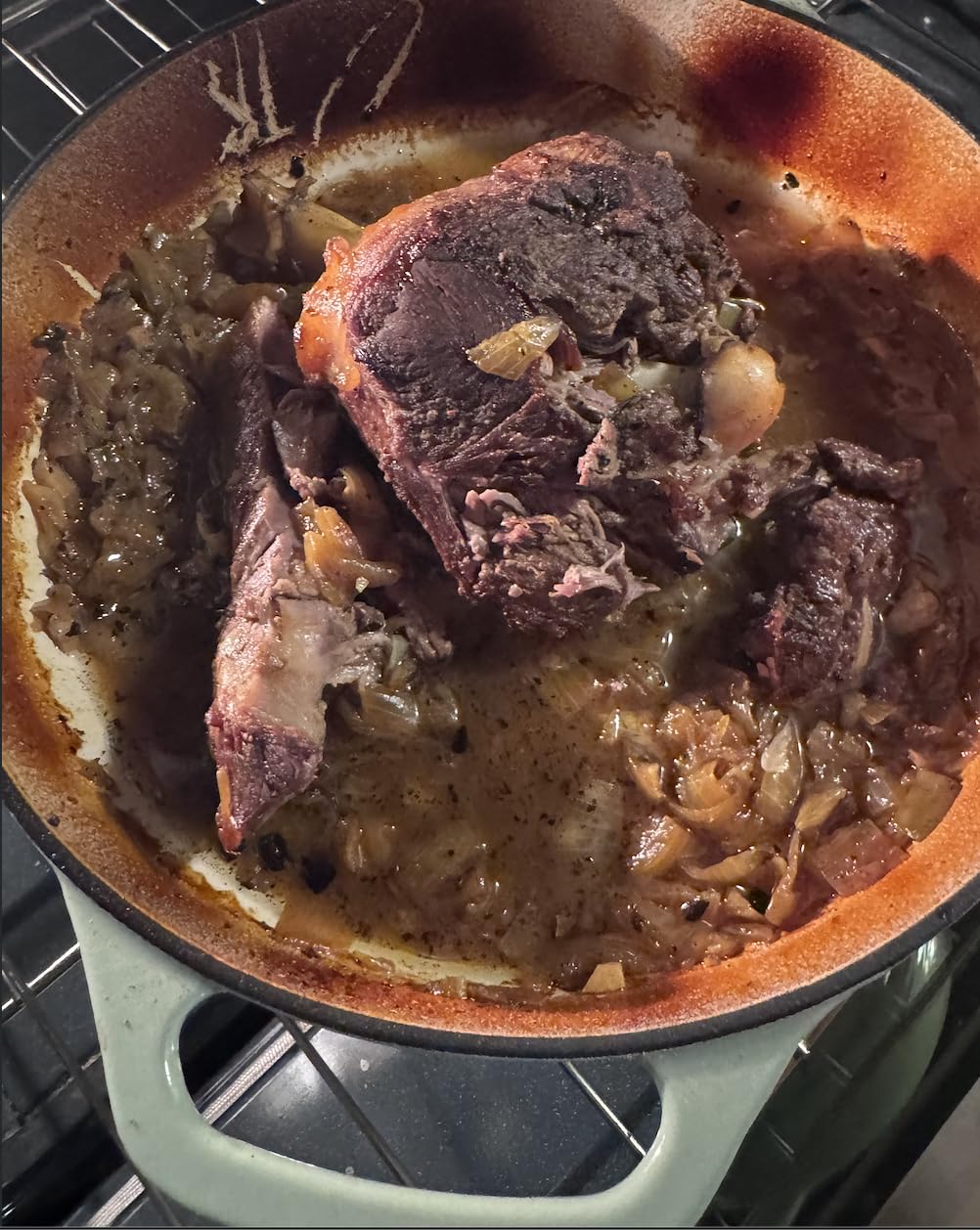 Lodge 3.6 Quart Enameled Cast Iron Round Casserole With Lid- Dual Handles - Oven Safe up to 500° F or on Stovetop - Use to Marinate, Cook, Bake, Refrigerate and Serve - Oyster White customer photo 1