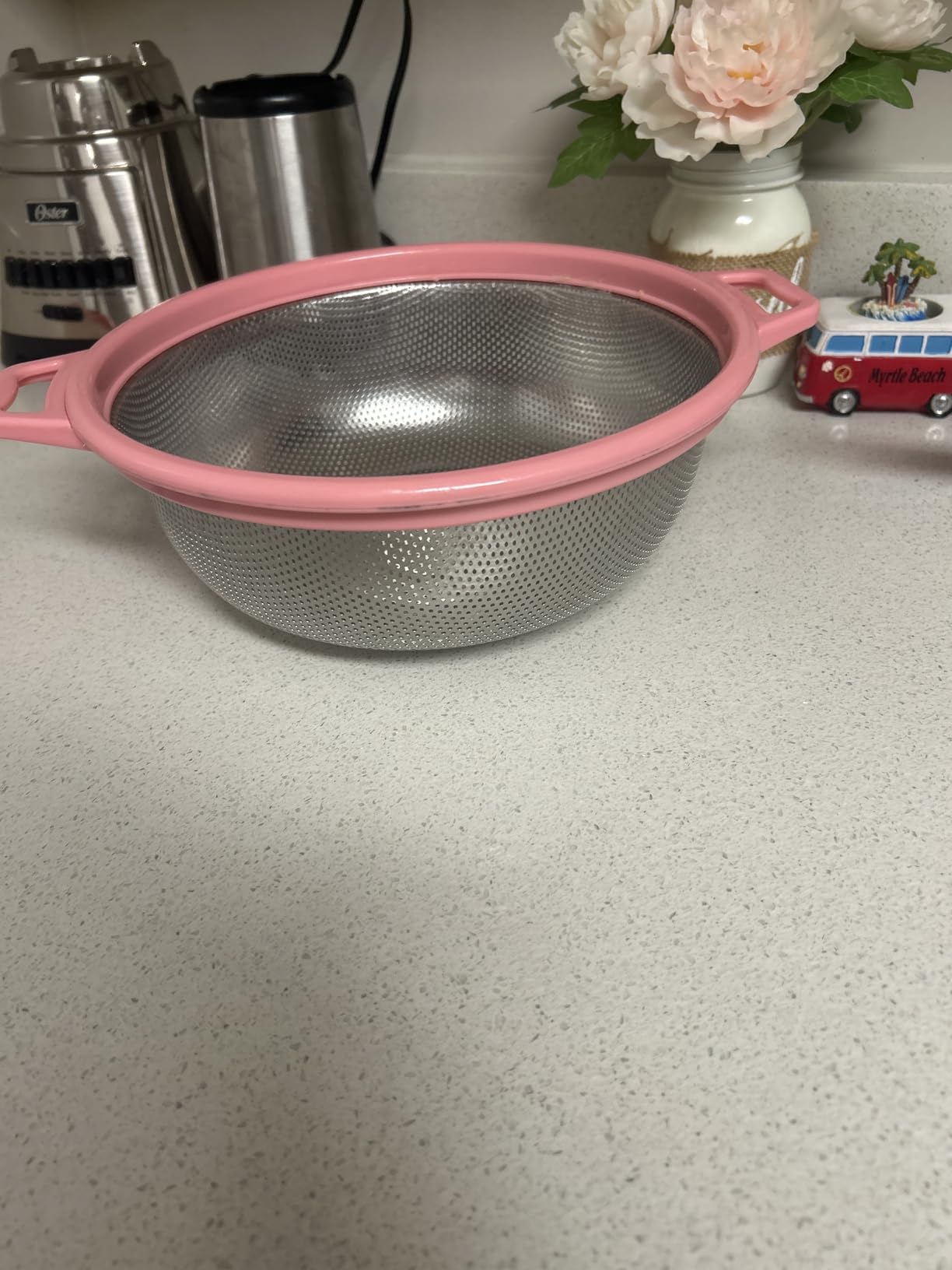 Stainless Steel Colander With Handle and Legs, Large Metal Green Strainer for Pasta, Spaghetti, Berry, Veggies, Fruits, Noodles, Salads, 5-quart 10.5