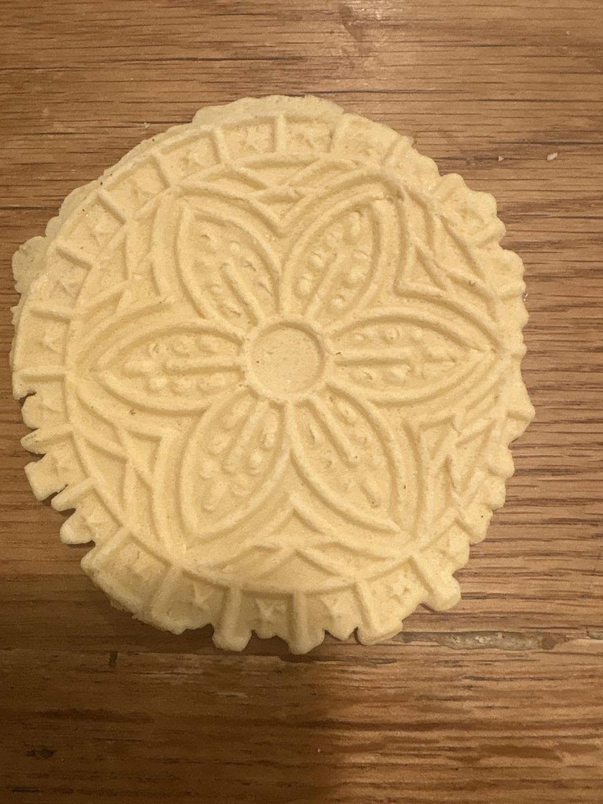 C. Palmer Extra Thin Pizzelle Iron, Model 7500, Electric Pizelle Maker, Made in America customer photo 1