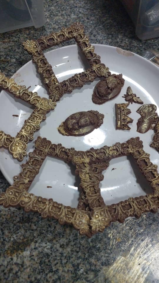 JeVenis Vintage Frame Cupcake Fondant Mold Baroque Style Fondant Silicone Mold for Sugarcraft Cupcake Topper Jewelry Polymer Clay Crafting Projects customer photo 1