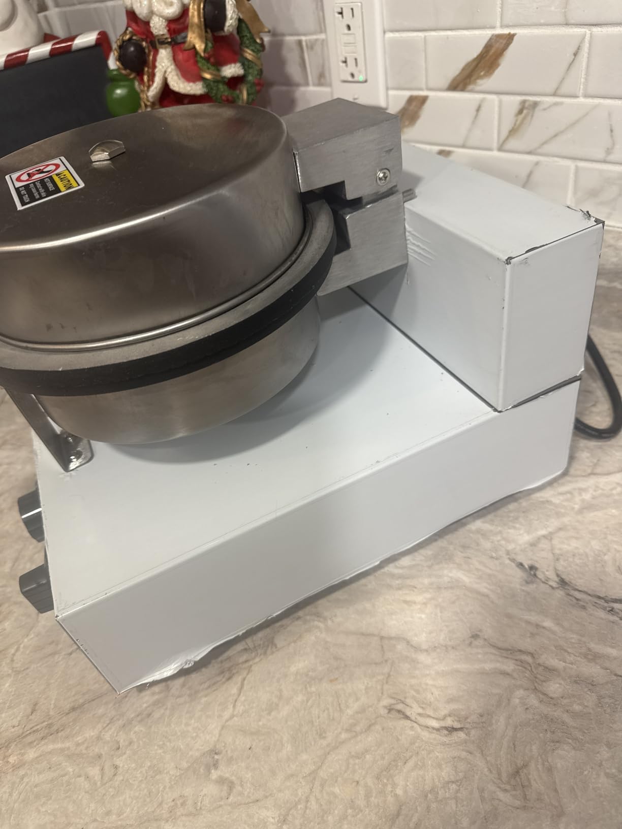 Dyna-Living Commercial Ice Cream Cone Machine Waffle Cone Maker 110V Electric Stainless Steel Egg Roll Mold Nonstick Waffle Cone and Bowl Maker for Home Restaurant Use 1200W customer photo 1