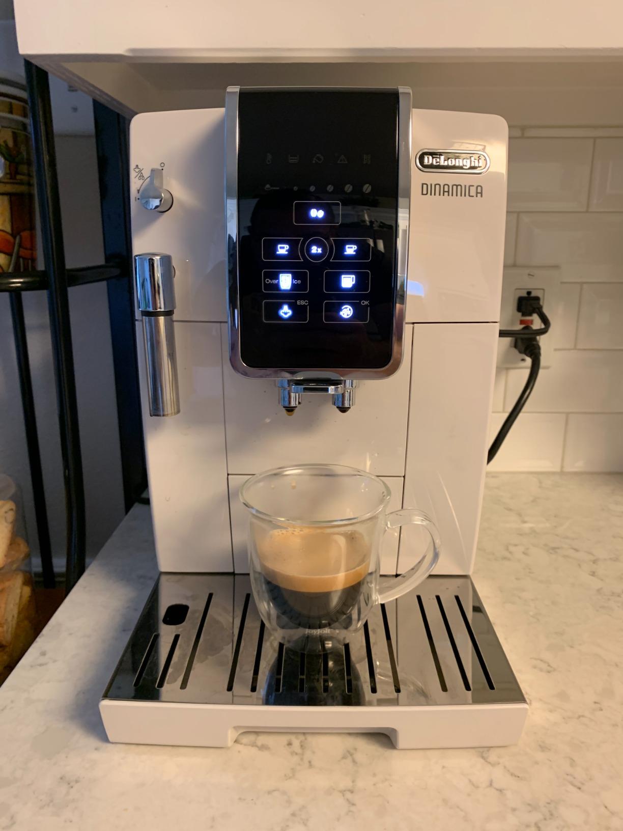 De'Longhi Dinamica Espresso Machine, Black - Automatic Bean-to-Cup Brewing, Built-In Steel Burr Grinder & Manual Frother - One-Touch Hot & Iced Coffee - Easy Cleanup - Customer Photo 1