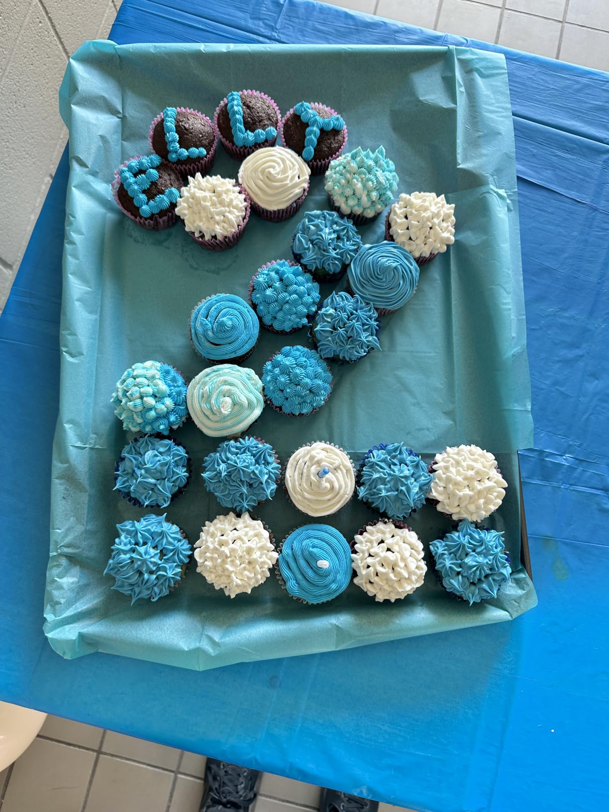 Reusable Decorating Set: Piping Bags, Tips, Couplers & More by Kasmoire customer photo 1