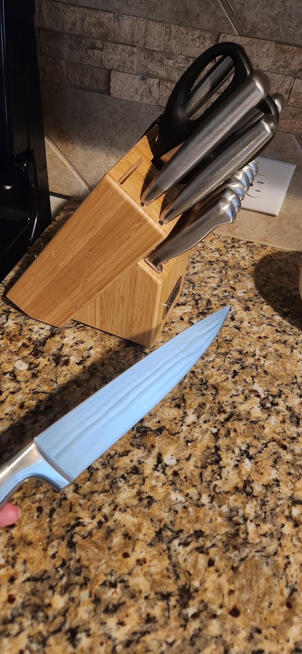 McCook Knife Sets, German Stainless Steel Kitchen Knife Block Sets with Built-in Sharpener - Customer Photo 2