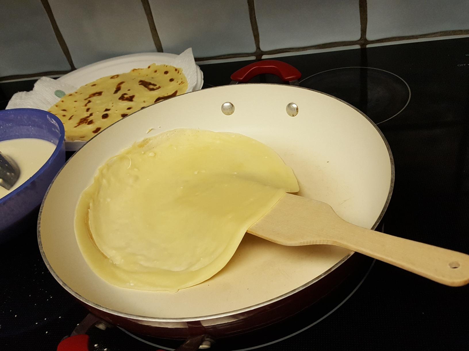 Crepe Spreader Set with Turner, 4-Piece Wooden Batter Tools (3.5, 5, 7, 12 Inch), T-Shaped Design for Pancakes and Griddle Cooking customer photo 1