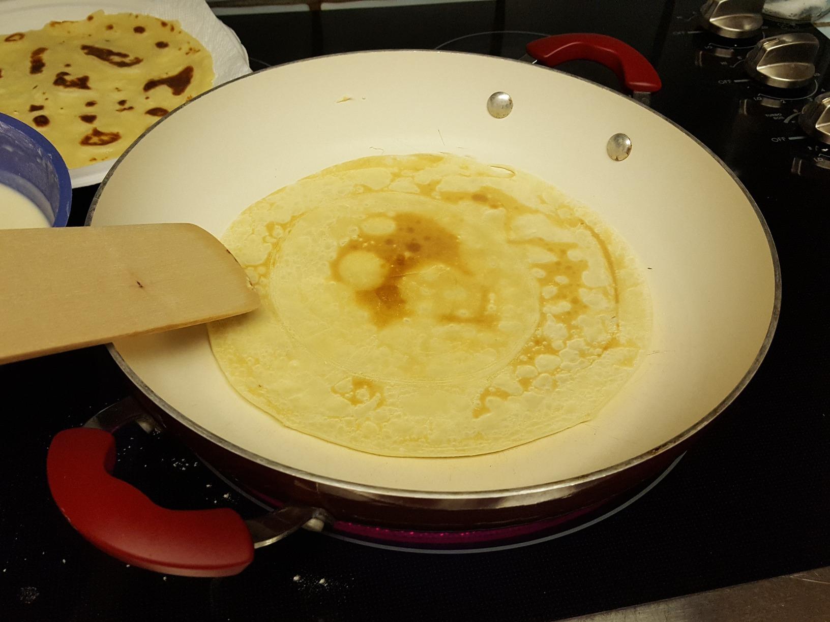 Crepe Spreader Set with Turner, 4-Piece Wooden Batter Tools (3.5, 5, 7, 12 Inch), T-Shaped Design for Pancakes and Griddle Cooking customer photo 2