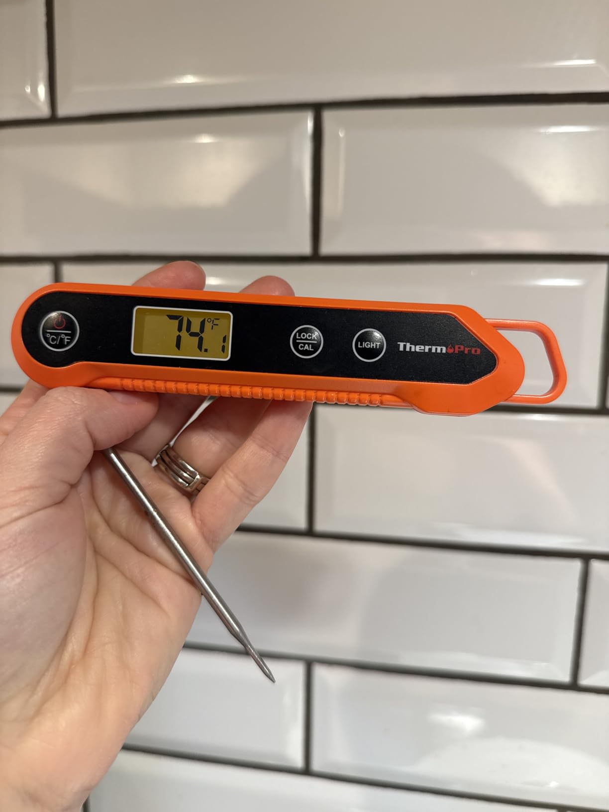 ThermoPro Digital Instant Read Meat Thermometer for Grilling Waterproof Kitchen Food Thermometer with Calibration & Backlight customer photo 2