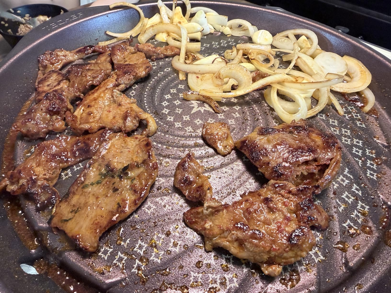 TECHEF - Korean BBQ Nonstick Grill Pan, KBBQ Grill Pan, PFOA-Free, Dishwasher Oven Safe, Made in Korea (Black) customer photo 1