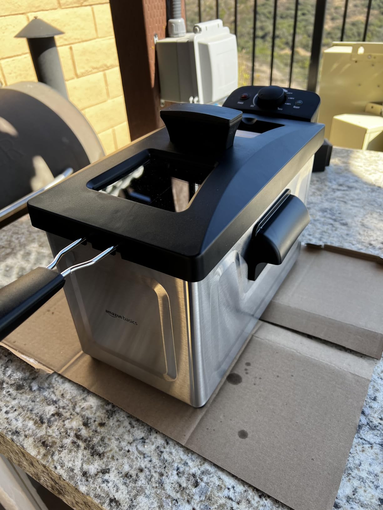 Amazon Basics 3.2-Qt (3.0L) Electric Deep Fryer with Adjustable Temperature Control, Easy Draining Basket, Viewing Window, Fast-Heating 1500W, Stainless Steel Exterior, Black & Silver Customer Review Amazon Basics 3.2-Qt (3.0L) Electric Deep Fryer with Adjustable Temperature Control, Easy Draining Basket, Viewing Window, Fast-Heating 1500W, Stainless Steel Exterior, Black & Silver - Customer Photo 1