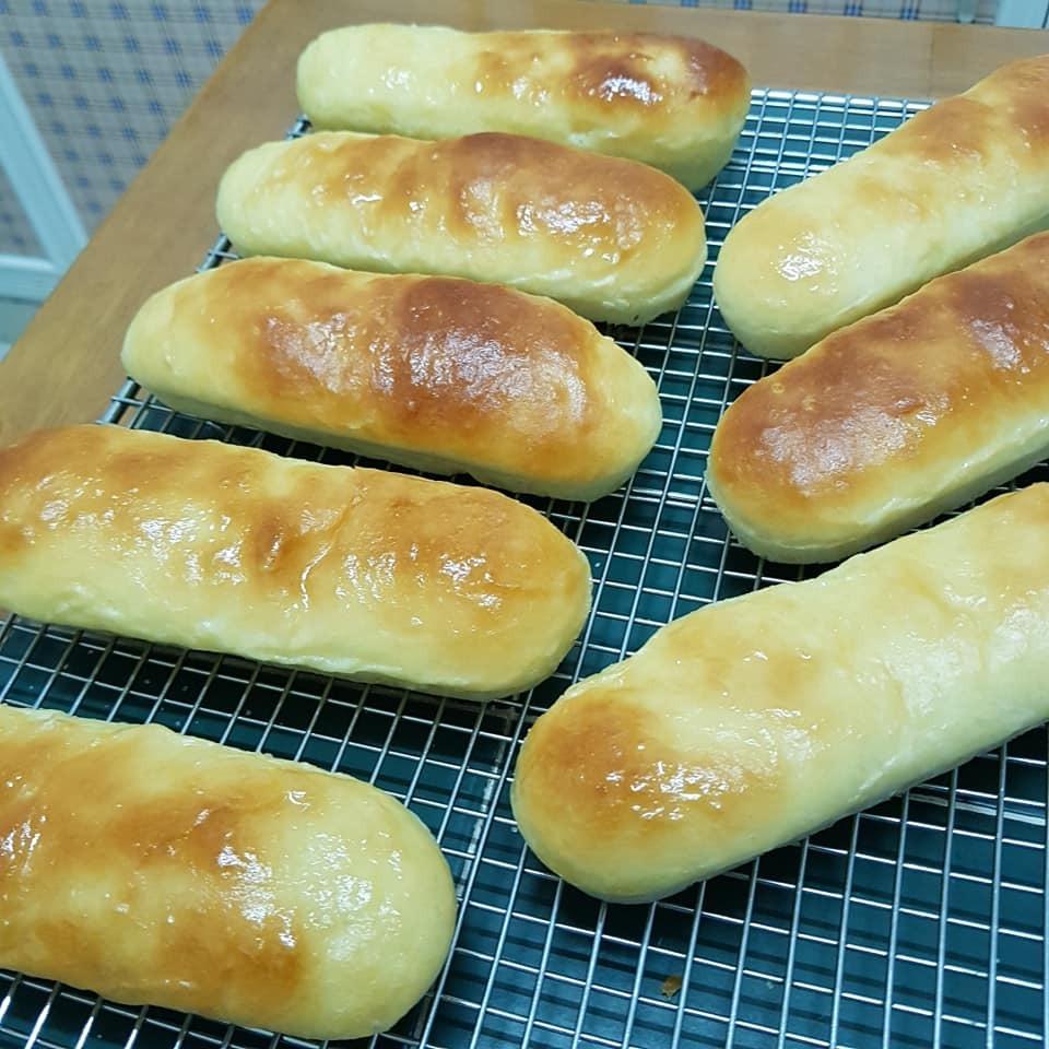 2 Pcs Eclair Silicone Molds Hot Dog Bun Granola Bar Mold Nonstick & Heat proof Baking Pan Bread Mold for Homemade Hotdog Bun Rolls customer photo 2