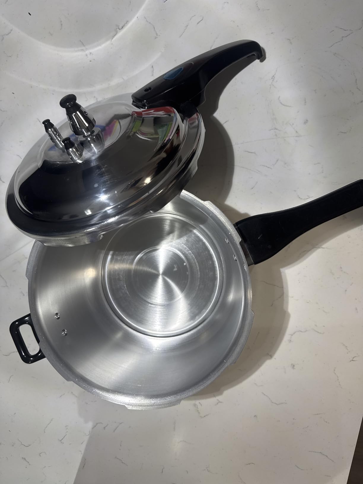Barton 6.0 Quart Pressure Cooker Pot Release Valve Aluminum Canning Cooker Pressure Release Pot Stove Top Instant Fast Cooking Stovetop Pressure Canner Pot Gas Stoves, (5.67L) - Customer Photo 0