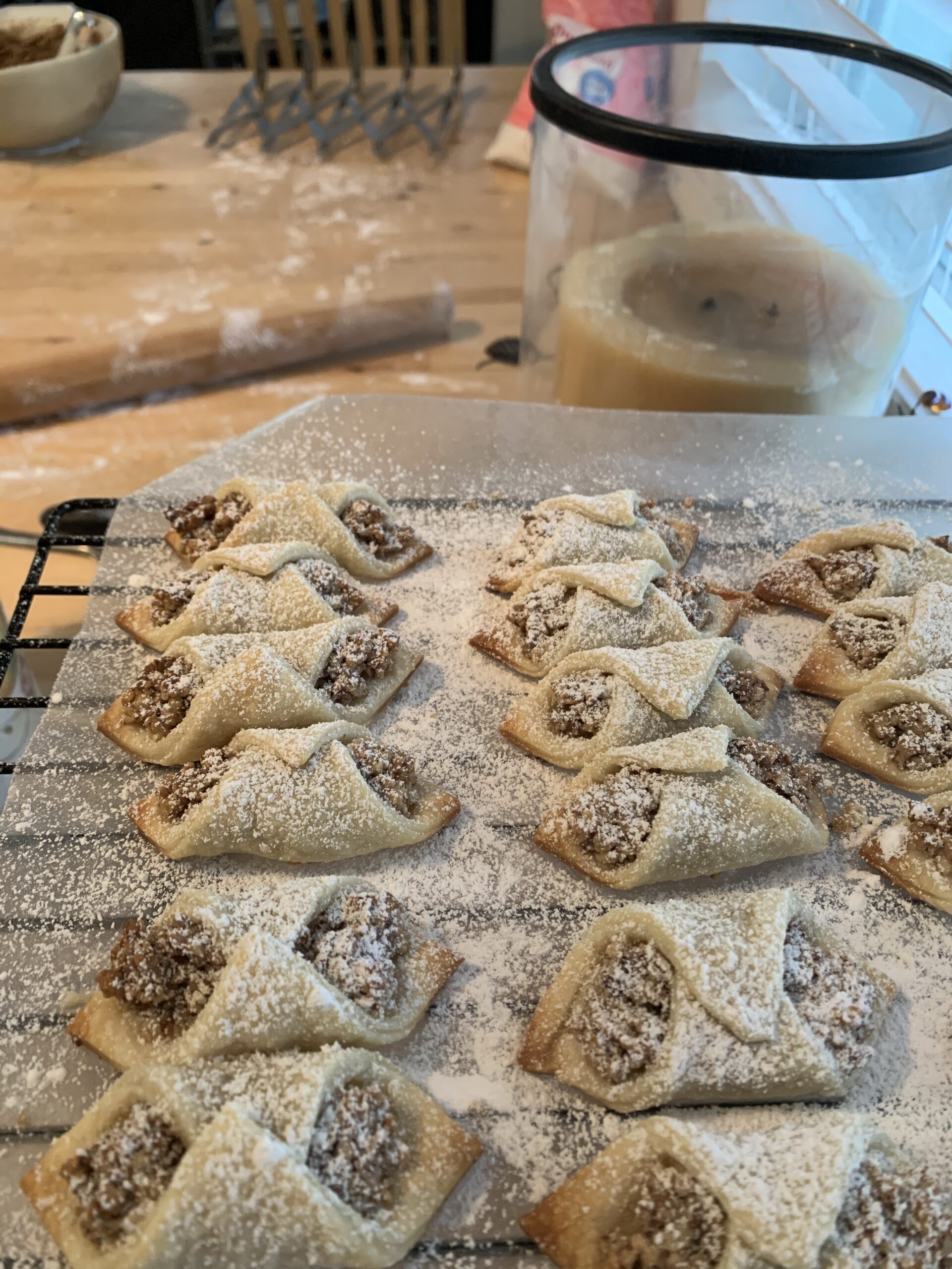 5 Wheel Pastry Cutter, Stainless Pizza Slicer, Expandable Pizza Slicer Multi-Round Pastry Knife Baking Cutter Roller Cookie Dough Cutter Divider customer photo 1