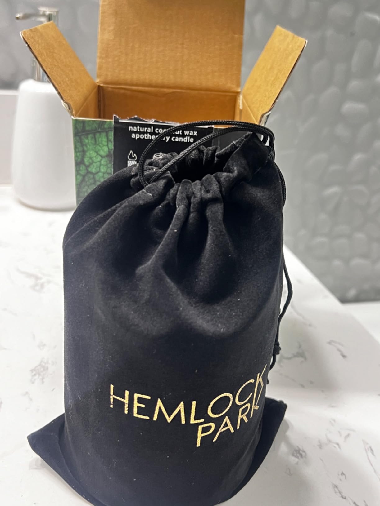 Hemlock Park Crackling Wood Wick Candle Handcrafted with Natural Coconut Wax (Standard 8 oz, Palo Santo) Customer Review Hemlock Park Crackling Wood Wick Candle Handcrafted with Natural Coconut Wax (Standard 8 oz, Palo Santo) - Customer Photo 0
