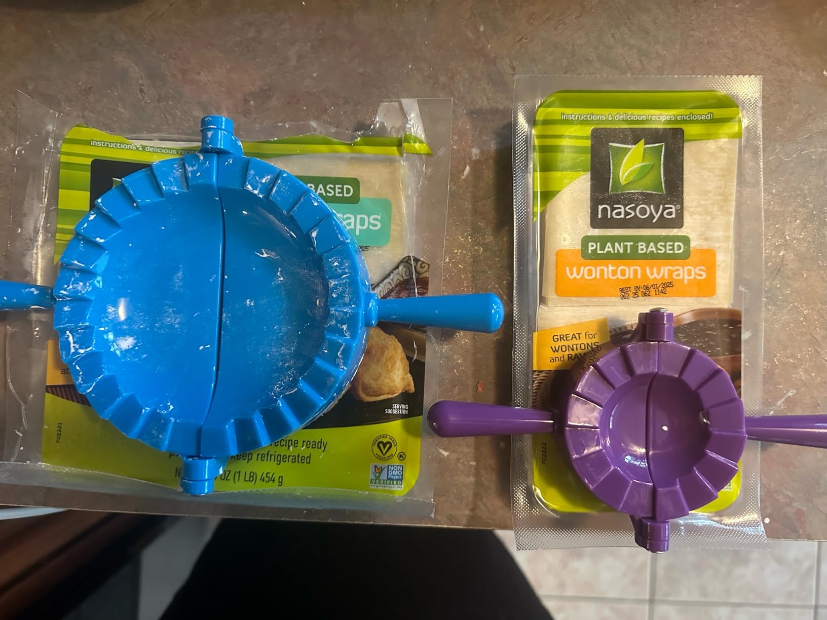 Magic Dumpling Maker Kit, Set of 4 - Mold Ravioli, Empanadas, Momos, Gyozas, Pot Stickers, Jamaican Beef Patties, Pierogi and Calzones - Wonton Dough Press and Pasta Making Tools customer photo 2