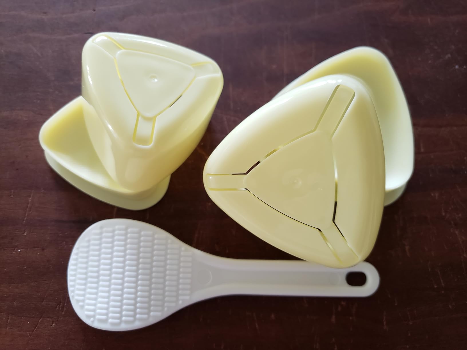 Onigiri Mold Triangle, 3 Pieces Musubi Press Mold Rice Ball Makers, Triangle Sushi Maker for Bento or Japanese Boxed Meal Musubi Press by HAGBOU (Beige) customer photo 1