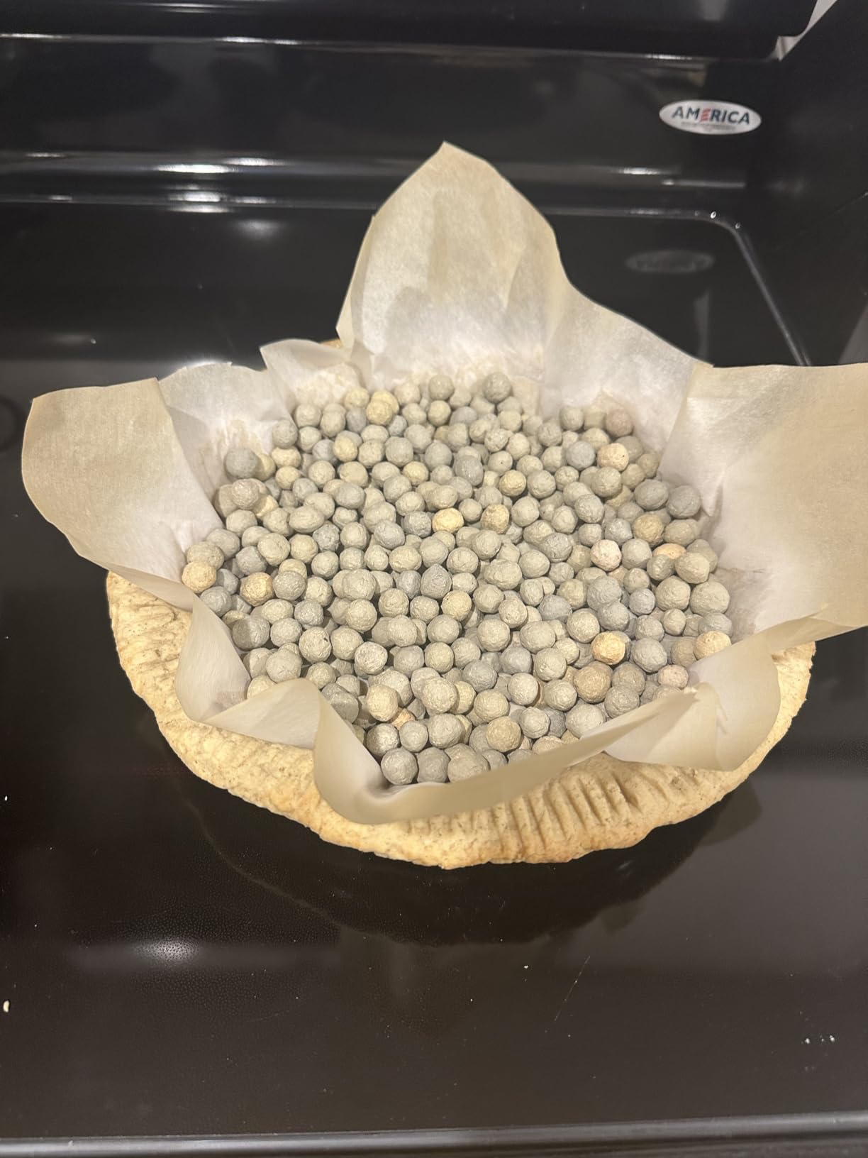 Jefferson Street Ceramics - Made in USA - Ceramic Pie Weights - Natural Clay Beads for Baking Blind Crust - 2.4 lbs with Mesh Bag customer photo 1