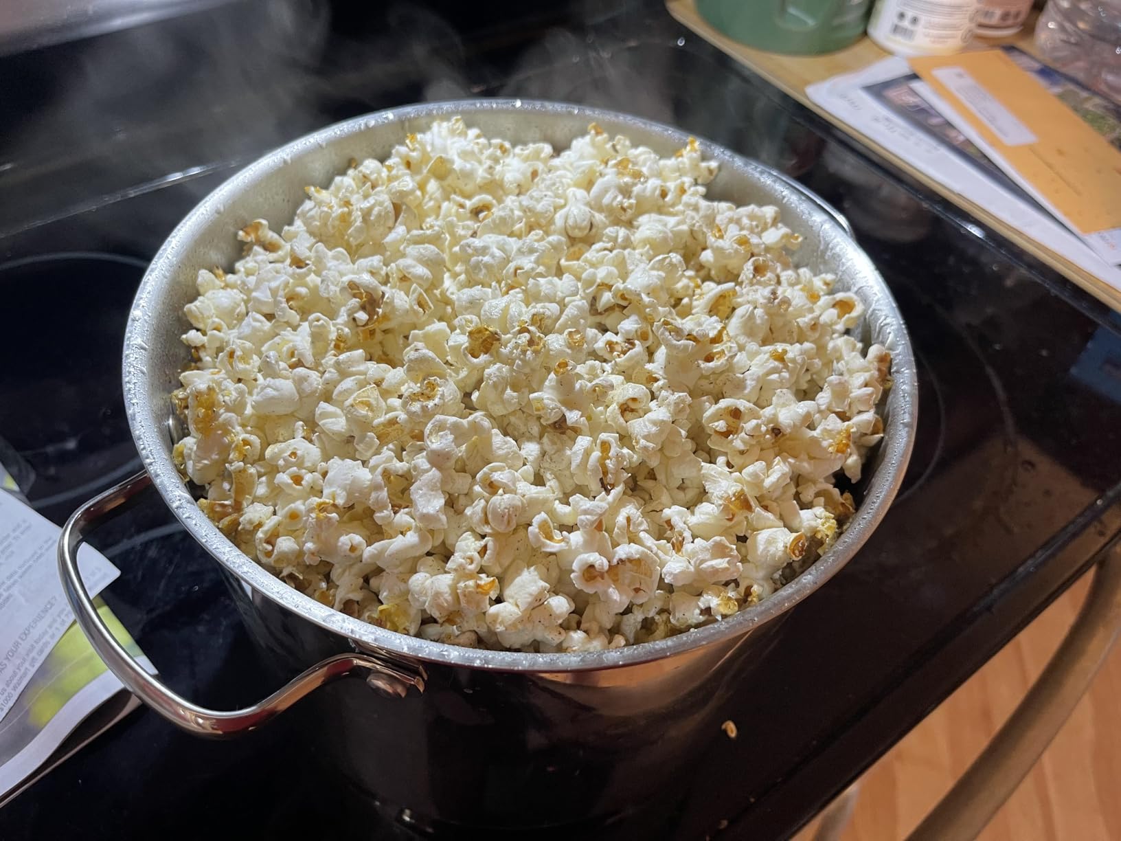 Amazon Basics Stainless Steel Induction Compatible Stock Pot with Glass Lid, Oven Safe, Dishwasher Safe, Sturdy, 8 Quart, Silver - Customer Photo 0