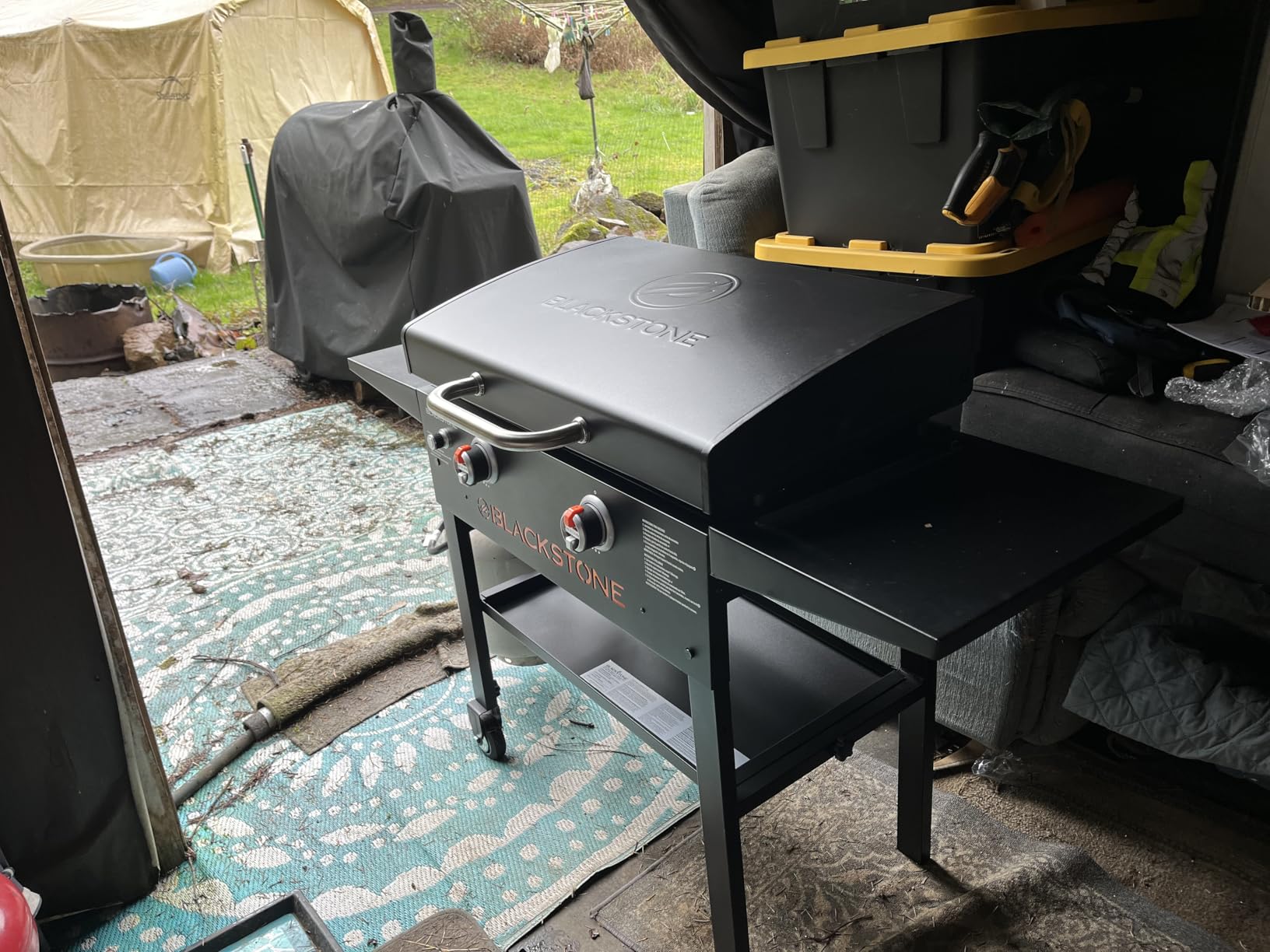 BLACKSTONE 1883 Original 28'' Griddle with Integrated Protective Hood and Counter Height Side Shelves Customer Review BLACKSTONE 1883 Original 28'' Griddle with Integrated Protective Hood and Counter Height Side Shelves - Customer Photo 0