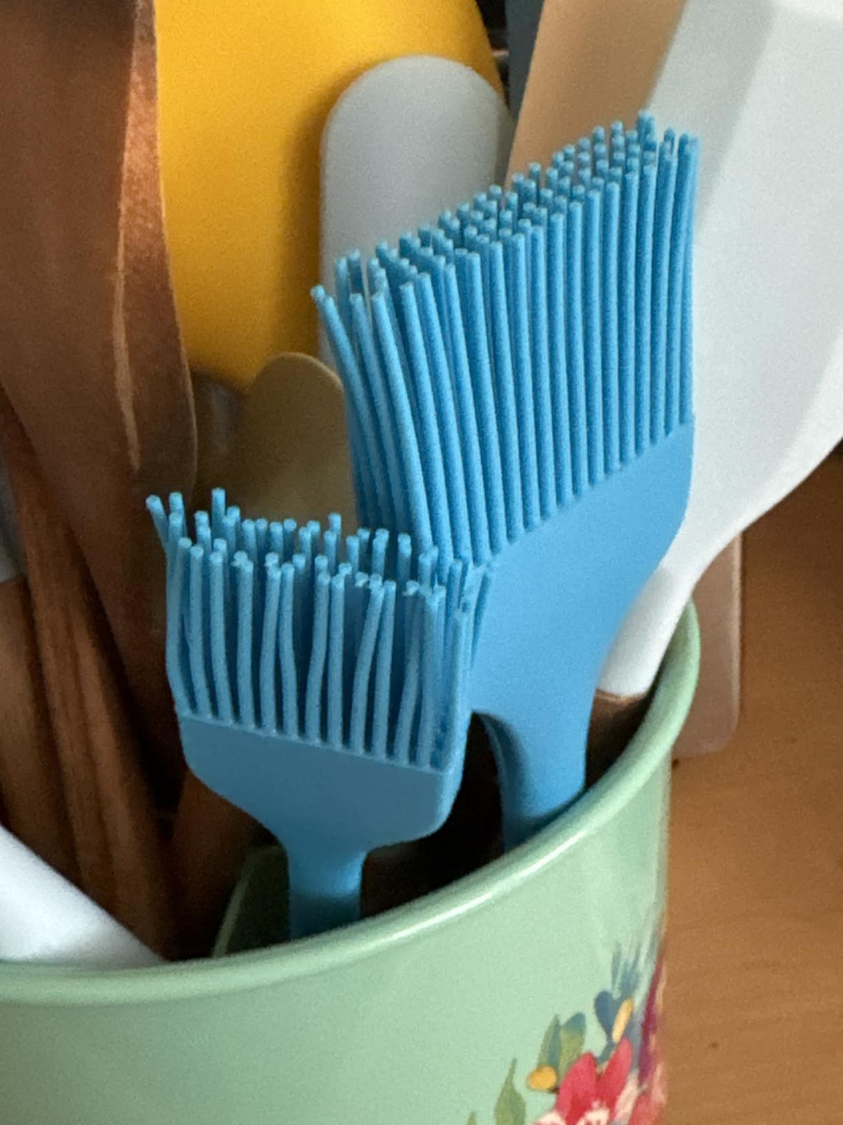 Walfos 600°F Heat Resistant Silicone Basting Brushes BPA Free Pastry Brush, Spread Oil Butter Sauce for BBQ Grill Baking Kitchen Cooking, Dishwasher Safe (2 SIZE) customer photo 1