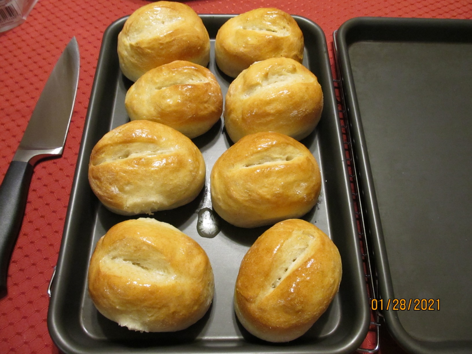 Silicone Baguette Pan,Nonstick 3 Wave Loaves French Toast Bread Baking Tray Bake Mold, Perforated Silicone Molds Loaf Pan, DIY Making Breadstick Cake Kitchen Baking Mould customer photo 1