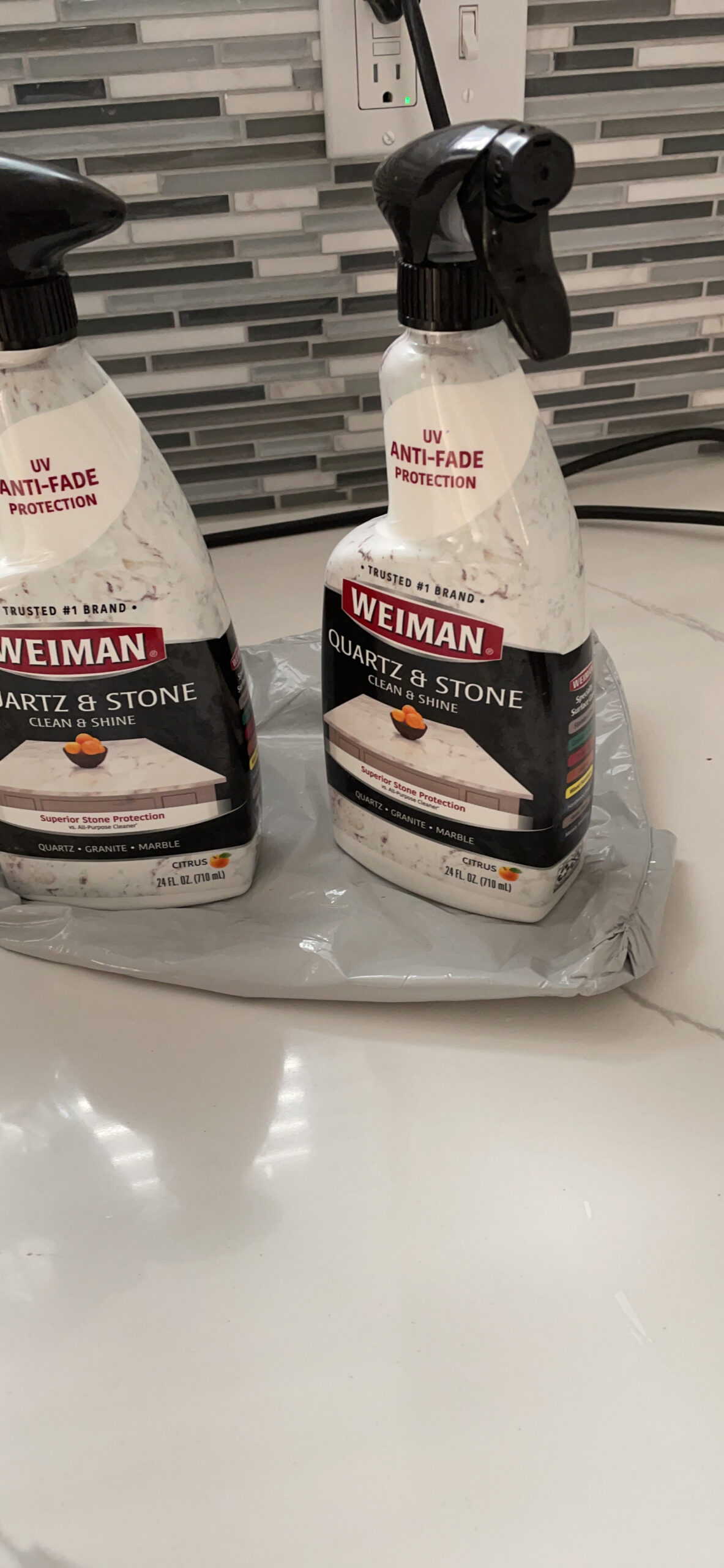 Weiman Quartz Countertop Cleaner and Polish - Clean and Shine Your Countertops Islands and Stone Surfaces with UV Protection, 24 Ounce with MicroFiber Towel, 2 Pack - Customer Photo 1