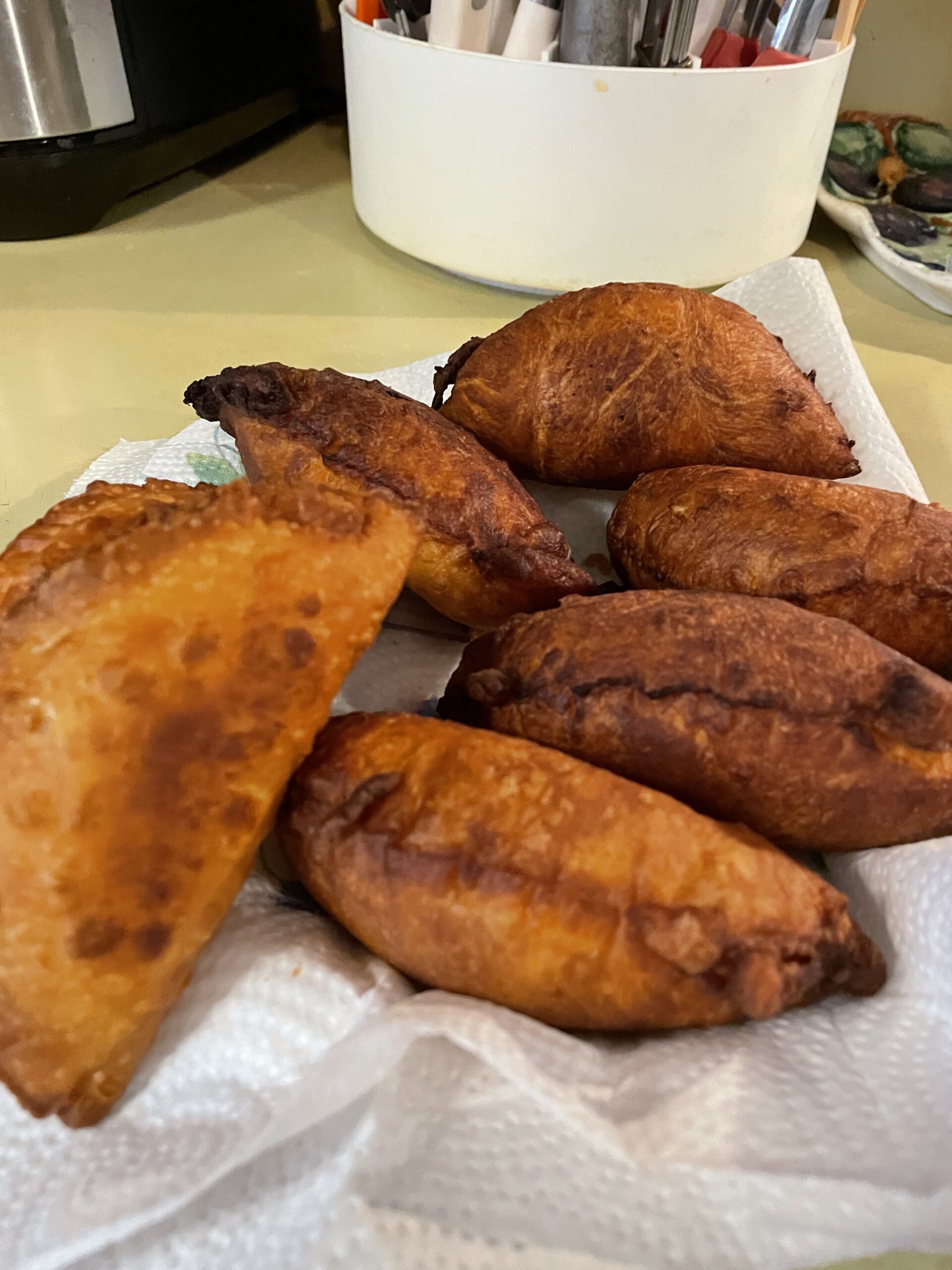 BTaT- Dough Press Set, 3 Pack, Dumpling, Empanada, Pastry and Turnover Press, Hand Pie Maker, Meat Pie Cutter customer photo 2