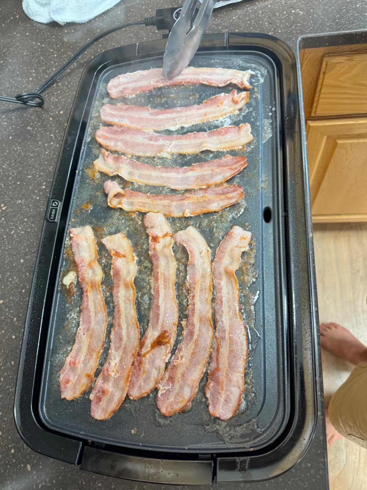 Dash Everyday Electric Griddle - Indoor Griddle for Versatile Cooking - Features Quick-Heating, Anti-Slip Feet, and Removable, Nonstick Plate - Aqua - Customer Photo 2