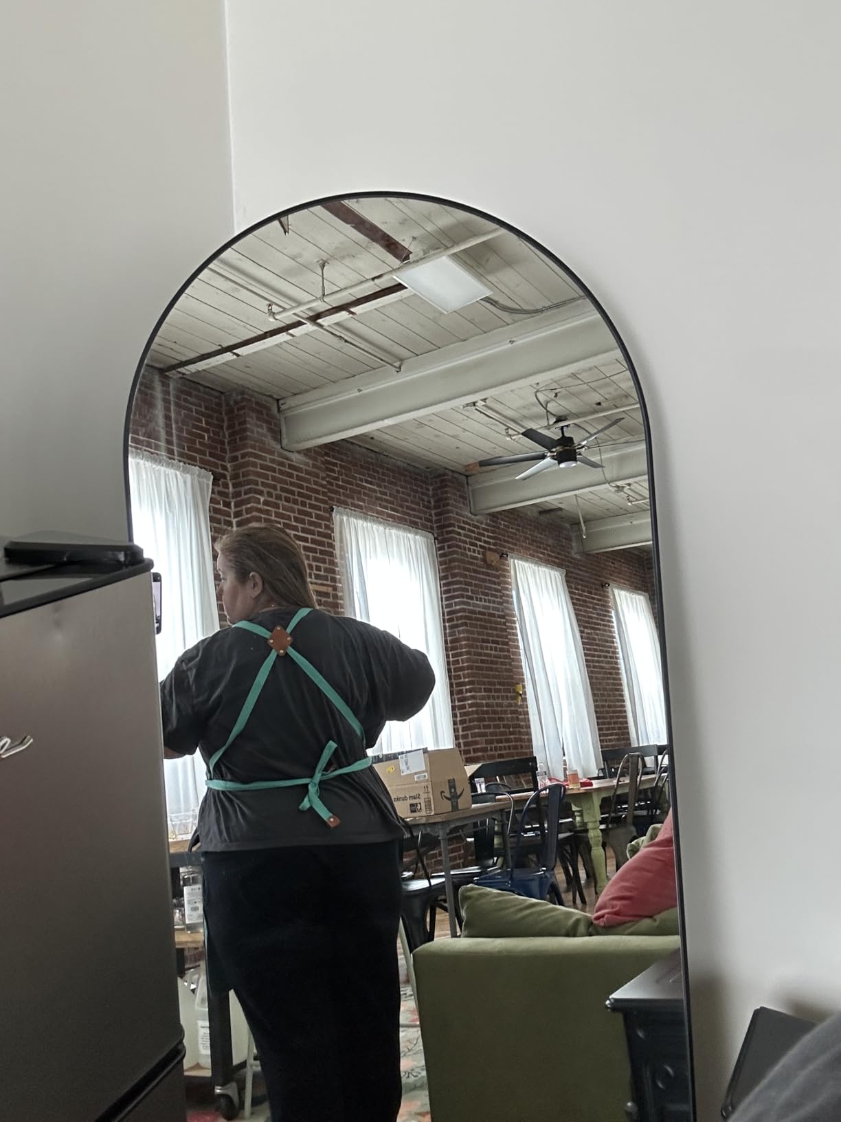 AFUN Chef Aprons for Men Women with Oversized Pockets, 16-Ounce Cotton Canvas Cross Back Heavy Duty Work Apron (Black) customer photo 1